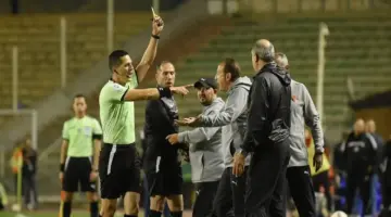 حكم مصري لإدارة مباراة الأهلي وسموحة بعد أزمة «وفا».. وغياب بادجي